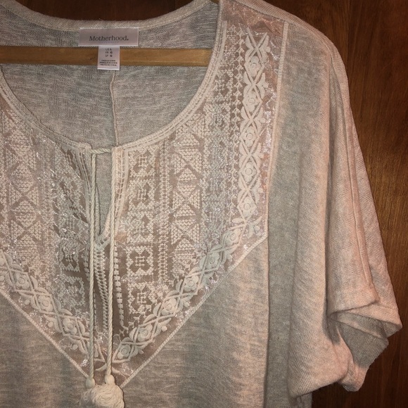 Maternity shirt - Picture 3 of 4